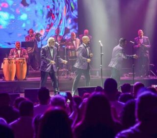 #CONCIERTO

El Gran Combo de Puerto Rico puso a vibrar Buenos Aires en dos conciertos extraordinarios.

https://radiocafeatlantico.com/el-gran-combo-llevo-el-sabor-a-buenos-aires

@elgrancombodepuertorico
@johanproduccionesba
@spano.live