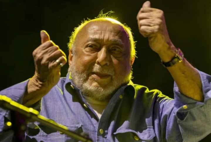 #ENPROFUNDIDAD
El maestro Eddie Palmieri estaría cumpliendo hoy 89 años, pero nos dejó físicamente en agosto pasado. Lil Rodríguez nos cuenta de primera mano cómo fue que el director de La Perfecta regresó a Venezuela tras una larga ausencia y cómo se le complicó volver a salir...
https://radiocafeatlantico.com/eddie-palmieri-una-historia-en-venezuela/
@eddiepalmieri