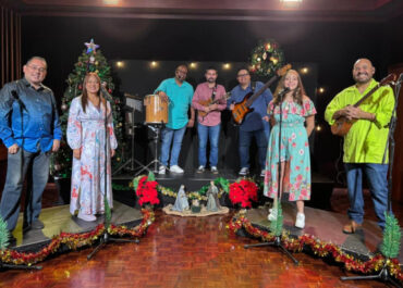 César Gómez trae su Guaraña Navideña