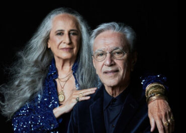 Premios sorpresivos para latinos en los Grammy 2026